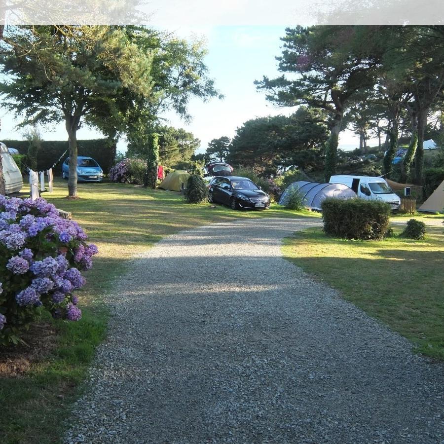 Les Hortensias Grande Tente Familiale Deux Chambres Et Sejour Vue Mer Sur Camping Nature Plestin-les-Grèves Zewnętrze zdjęcie
