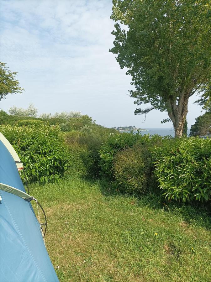Les Hortensias Grande Tente Familiale Deux Chambres Et Sejour Vue Mer Sur Camping Nature Plestin-les-Grèves Zewnętrze zdjęcie