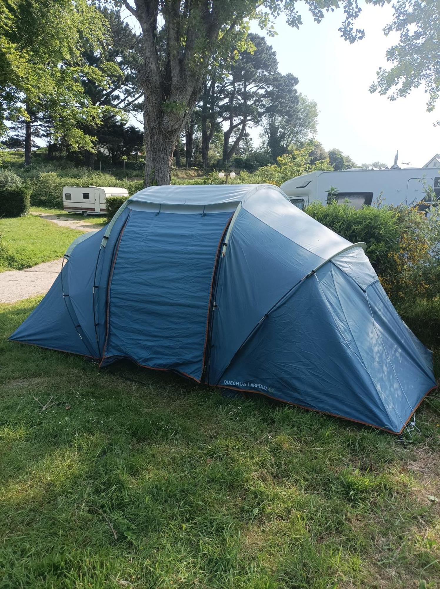 Les Hortensias Grande Tente Familiale Deux Chambres Et Sejour Vue Mer Sur Camping Nature Plestin-les-Grèves Pokój zdjęcie